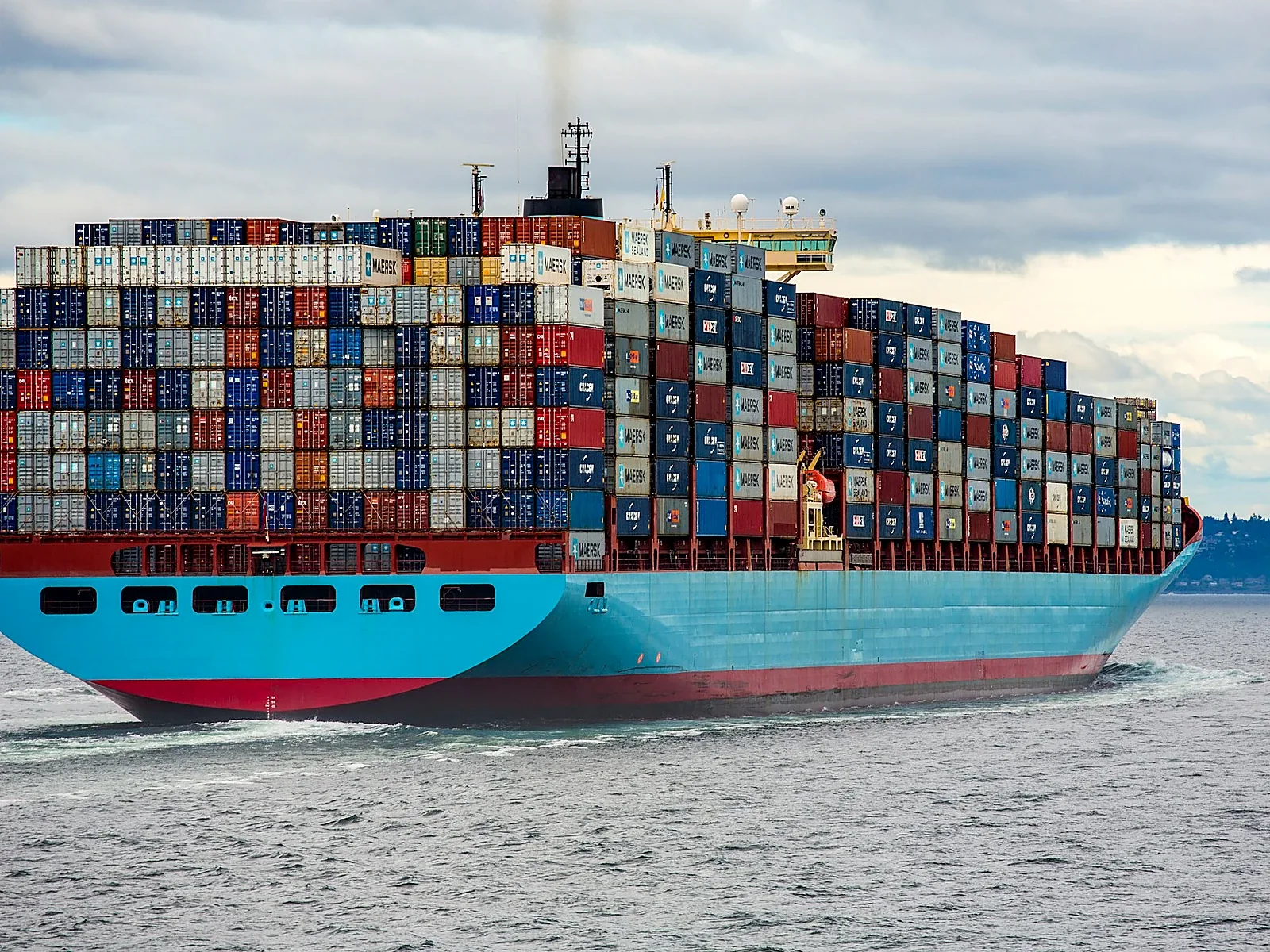 Container ship sea freight alternative