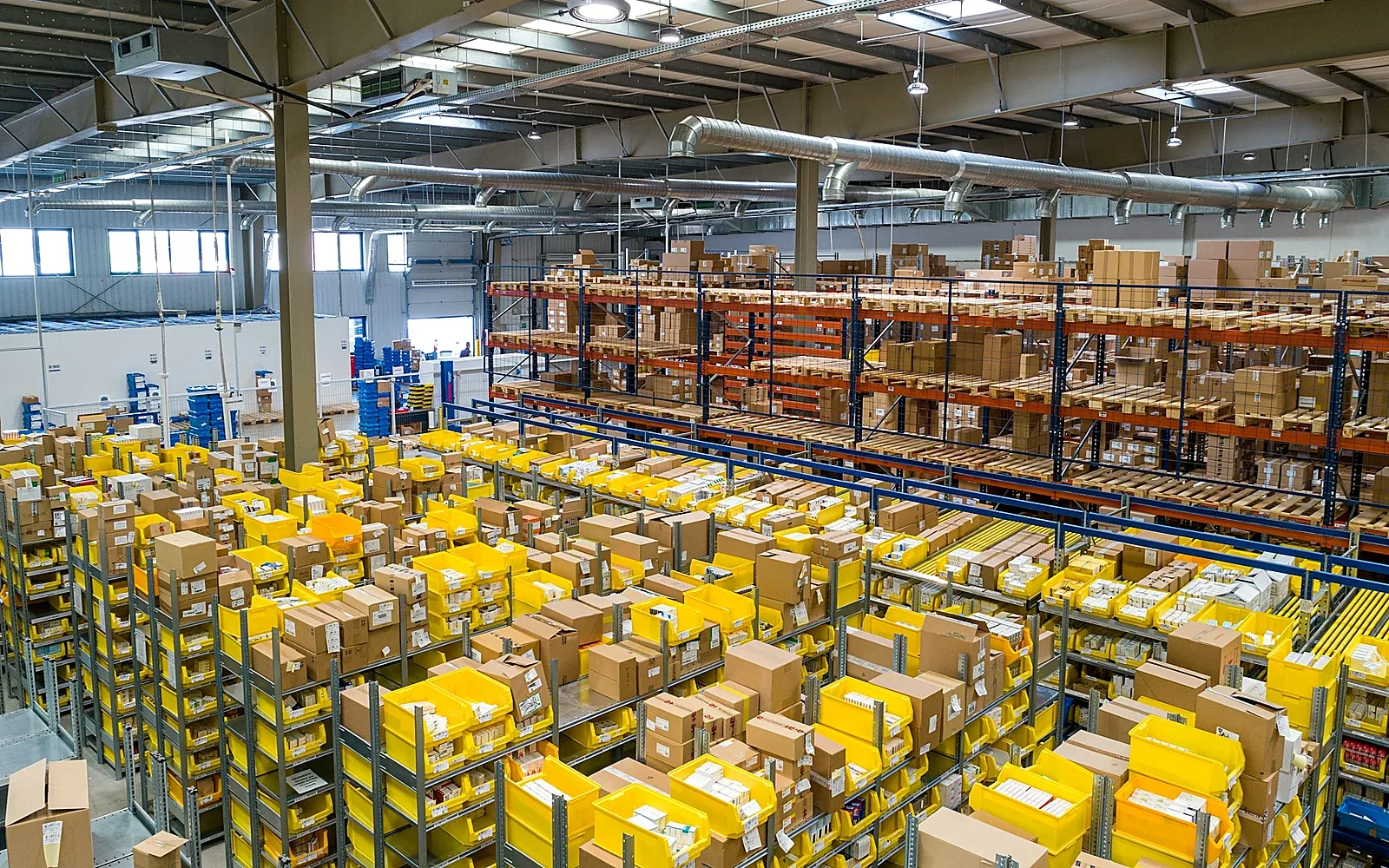 Urgent replenishment warehouse