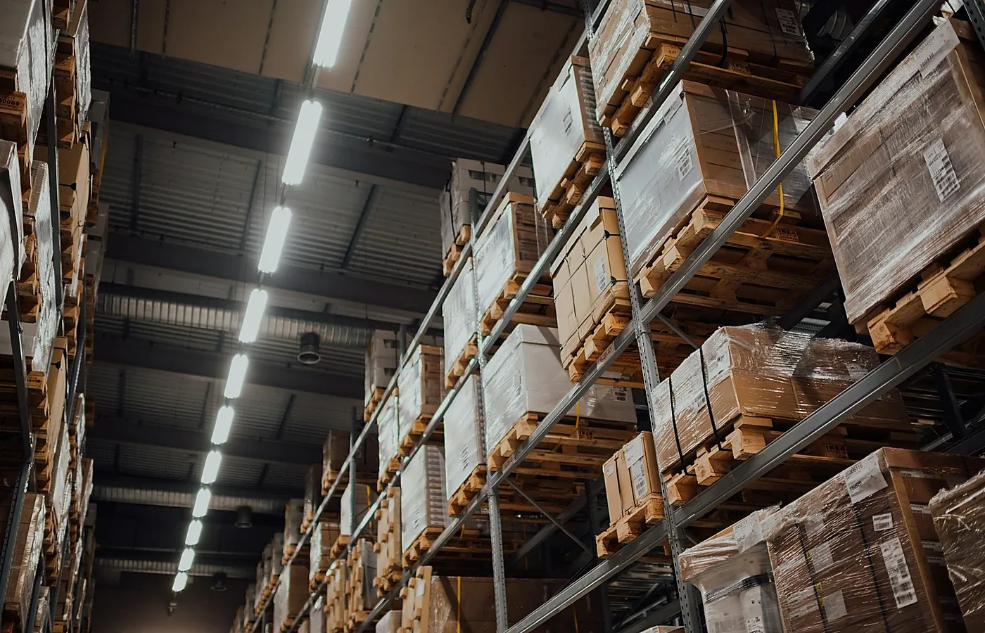 Warehouse cargo check supporting Australia import clearance process